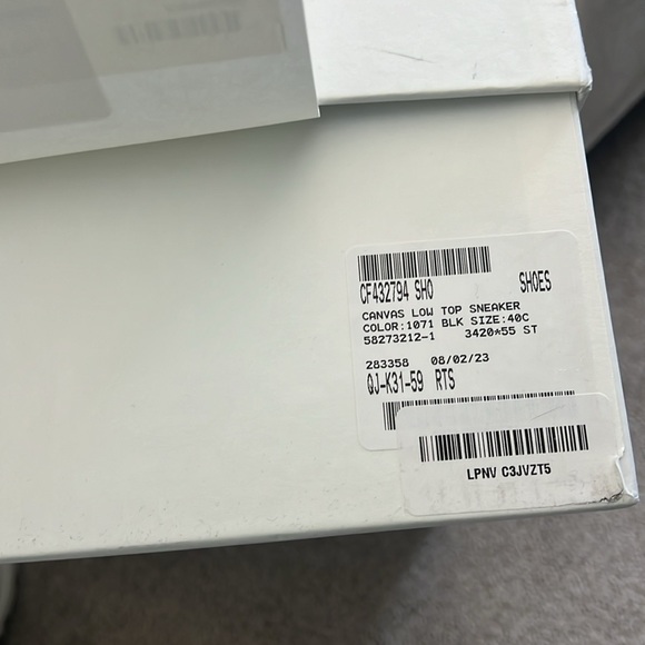 Alexander McQueen Womens Shoes Sneakers Low Top Canvas 10 Black White MSRP $750 - Picture 4 of 9